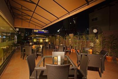 گلدن تولیپ ماندیسون سوئیتس