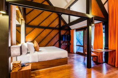 فلورال لوکس هتل منترا پاتایا