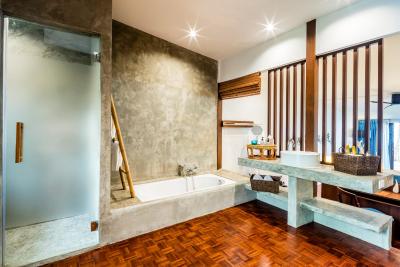 فلورال لوکس هتل منترا پاتایا