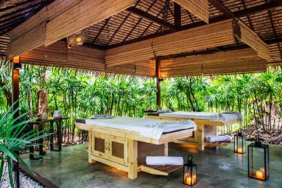 فلورال لوکس هتل منترا پاتایا