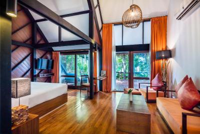 فلورال لوکس هتل منترا پاتایا