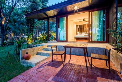 فلورال لوکس هتل منترا پاتایا