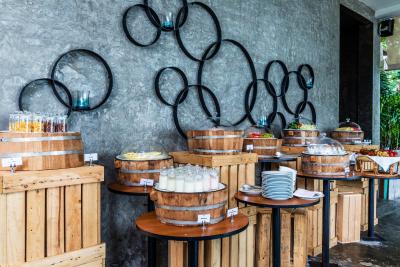 فلورال لوکس هتل منترا پاتایا