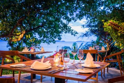 فلورال لوکس هتل منترا پاتایا