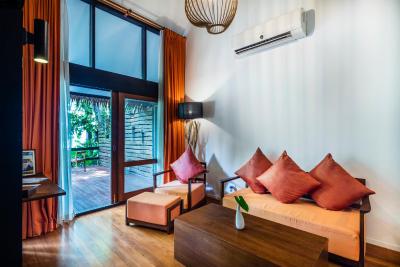 فلورال لوکس هتل منترا پاتایا