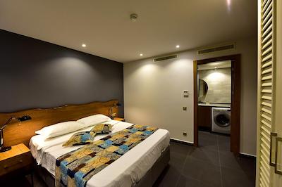 دجیرمنبورنو رسیدنس