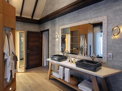 اوزن بای اتمسفر ات مادهو