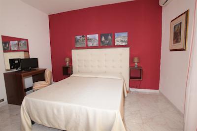 ب اند ب کاس فرانسسو