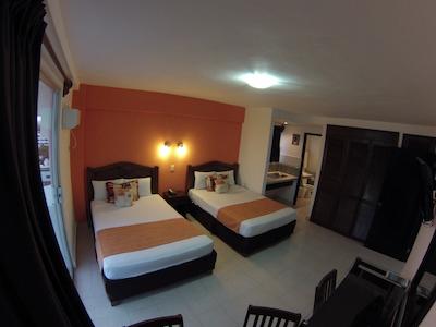 هتل کالیپسُ