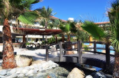 بارسل گراند فارو لز کابز