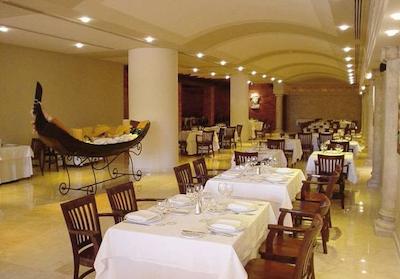 بارسل گراند فارو لز کابز