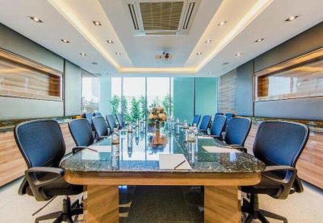 کیس رزیدنس بای بلیستون