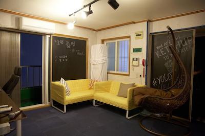 و مینی هتل هستل