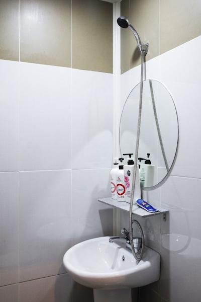 و مینی هتل هستل