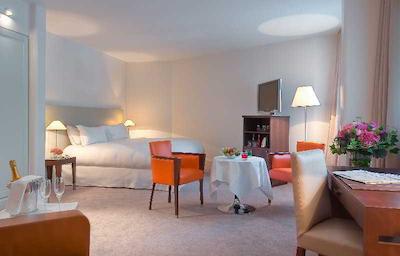 لا میسُن چامپز الیسیز