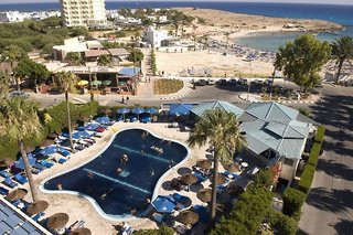 اننیموز بیچ هتل