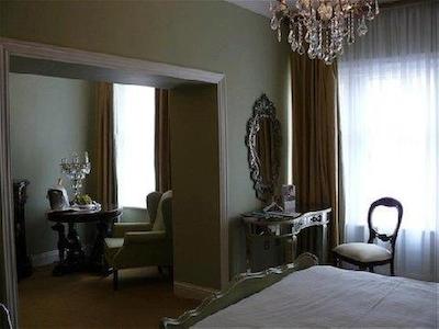 د مترپل هتل