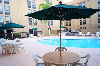 هامپتون این بای هیلتون منتری-ارپورتو