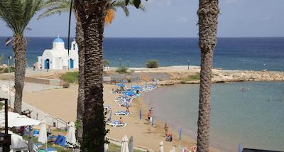 د گولدن کاست بیچ هتل