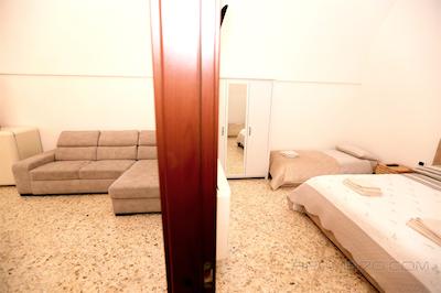 اپولیا 70 هلیدز