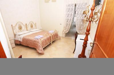 اپولیا 70 هلیدز