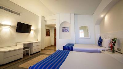 پارک ریال هواتولکو