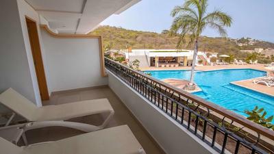 پارک ریال هواتولکو