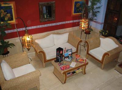 هستال زورباران