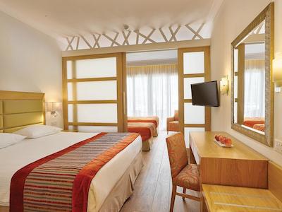 اُلیمپیک لاگون ریزرت اجیا ناپا