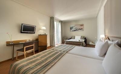 هتل اورستارز مدیترانیا پلازا