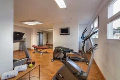 هتل اورستارز مدیترانیا پلازا