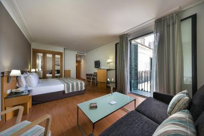 هتل اورستارز مدیترانیا پلازا