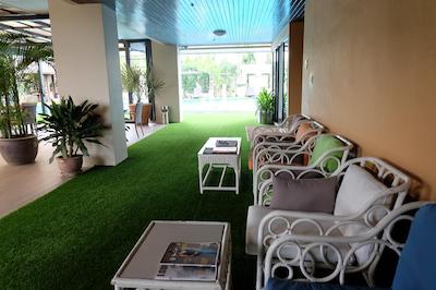 ابلوم اکسکلوسیو سرویسد آپارتمان