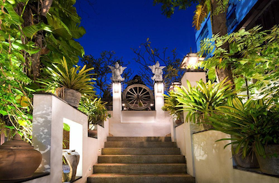 یوتاکا بوتیک هتل