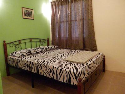 تراولرز پلانت هستل