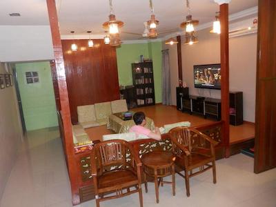 تراولرز پلانت هستل