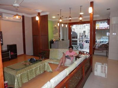 تراولرز پلانت هستل