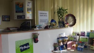 کرنیشن کورت متل