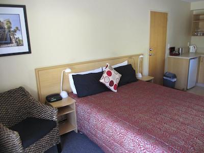 آلهامبرا اُاکز متر لج