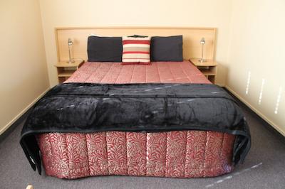 آلهامبرا اُاکز متر لج