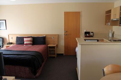 آلهامبرا اُاکز متر لج