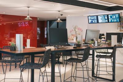 ای-وان بوتیک هتل