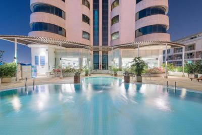 ای-وان بوتیک هتل