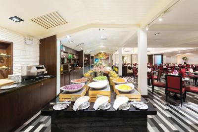 ای-وان بوتیک هتل