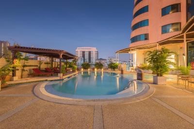 ای-وان بوتیک هتل