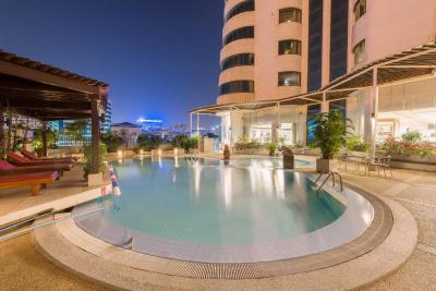 ای-وان بوتیک هتل