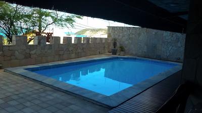 کاستلو بیچ هتل