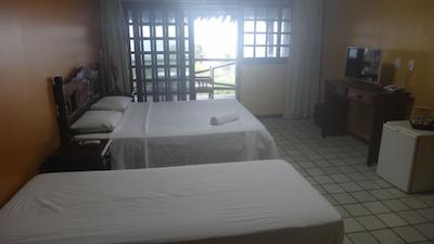 کاستلو بیچ هتل