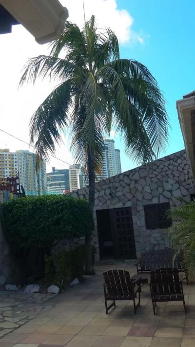 کاستلو بیچ هتل