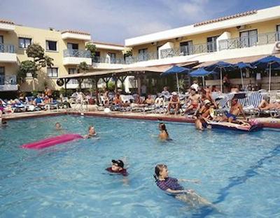 اوابل ناپا هتل اپارتمنتز